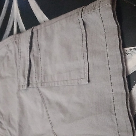 CARGO SHORTS.        "PLUGG CO." SZ 32 GREY MENS/UNISEX - Picture 4 of 11